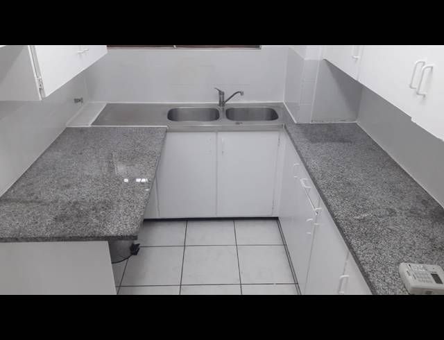 2 BEDROOM FLAT RENTED IN MORNINGSIDE